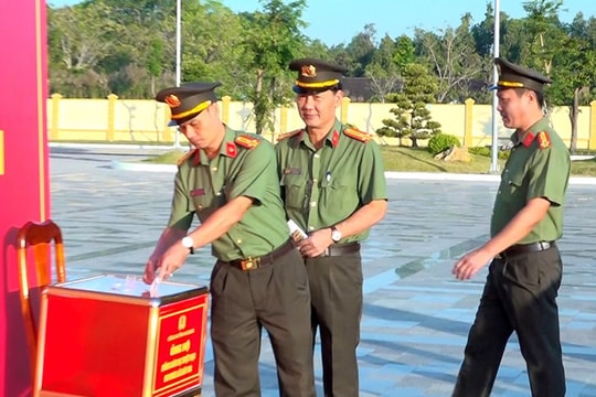 Công an An Giang phát động ủng hộ đồng bào miền Trung, Tây Nguyên bị thiệt hại do mưa lũ