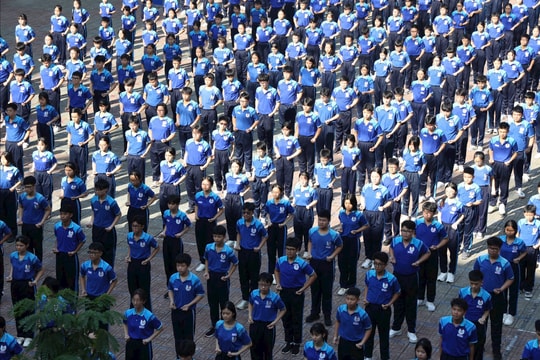TP. Hồ Chí Minh: Hơn 400 học sinh Trường THCS Nguyễn Ảnh Thủ đồng diễn võ nhạc Vovinam hướng tới kỷ lục thế giới