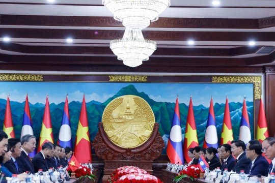 Vietnam, Laos agree to deepen bilateral relationship with reinforced framework