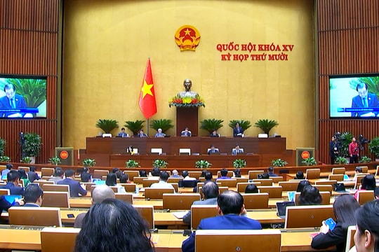 Cần giữ giáo viên bằng cơ hội phát triển, không chỉ bằng phụ cấp