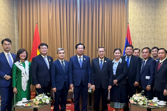 Việt Nam - Lào tăng cường hợp tác lĩnh vực lao động và người có công