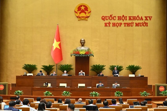 Quốc hội chiều 2/12, Quốc hội thảo luận tại Hội trường