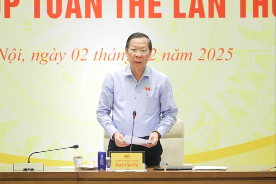 Ủy ban Kinh tế và Tài chính họp phiên toàn thể thứ 16