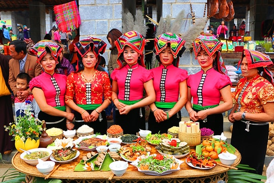 Ẩm thực - Hương vị của bản sắc
