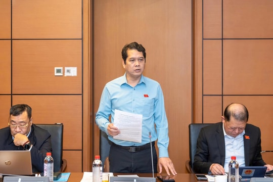 Hoàn thiện cơ chế, chính sách phát triển năng lượng quốc gia