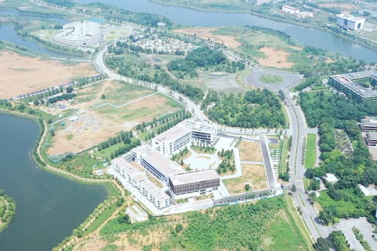 Bài 1: Dấu ấn khu công nghệ cao đầu tiên của cả nước