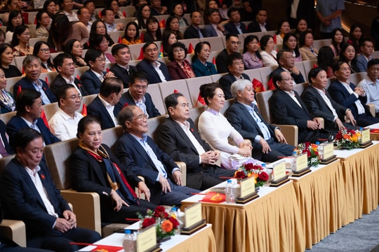 Quốc hội - biểu tượng của lòng dân, của trí tuệ, của bản lĩnh và khát vọng dân tộc
