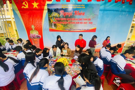 Những chuyến xe thư viện lưu động gieo tri thức và ước mơ