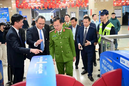 Hà Nội Metro chính thức áp dụng soát vé tự động, sinh trắc học và không tiền mặt tại tuyến Cát Linh – Hà Đông
