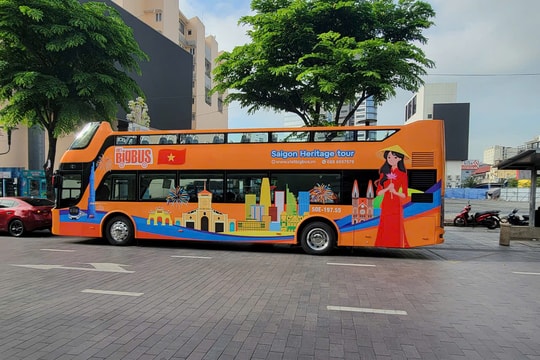 TP. Hồ Chí Minh: Chấn chỉnh tình trạng ô tô thoáng nóc vận chuyển khách du lịch vi phạm an toàn giao thông