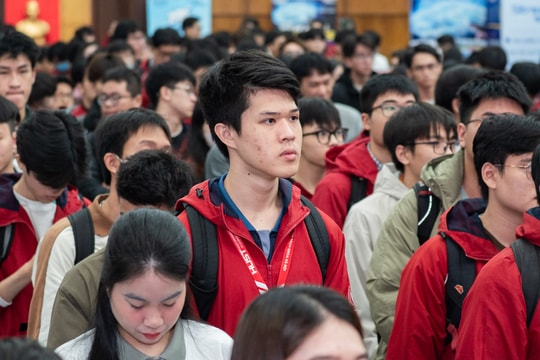 3.000 sinh viên Đại học Bách khoa Hà Nội tìm cơ hội việc làm tại Ngày hội Hướng nghiệp – Career Fair 2025