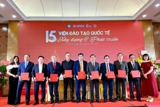 Viện Đào tạo Quốc tế - Học viện Tài chính kỷ niệm 15 năm thành lập