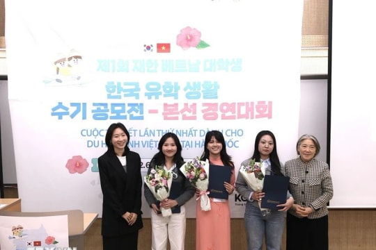 Writing contest highlights life of Vietnamese students in RoK