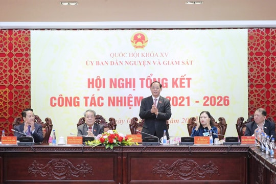 Phó Chủ tịch Quốc hội, Thượng tướng Trần Quang Phương dự Hội nghị tổng kết Ủy ban Dân nguyện và Giám sát