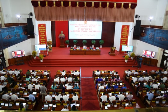Khắc phục tình trạng cán bộ cấp xã vừa thừa vừa thiếu