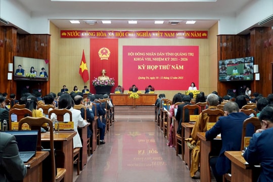 Khai mạc Kỳ họp thứ 5, HĐND tỉnh Quảng Trị Khóa VIII