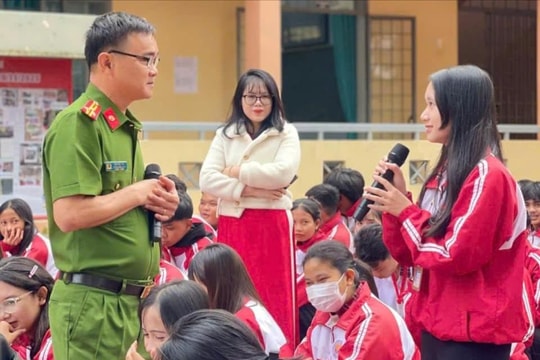 Đắk Lắk: Tăng cường giáo dục kỹ năng phòng tránh tội phạm công nghệ cao cho học sinh