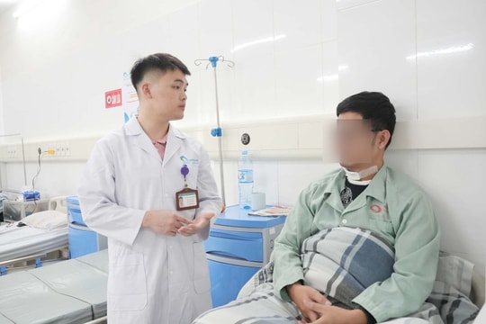 Chủ quan u lành, bệnh nhân 31 tuổi mắc ung thư tuyến giáp xâm lấn