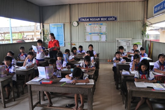 Hỗ trợ hơn 1,1 triệu đồng/tháng đối với học sinh nội trú tại các xã biên giới đất liền