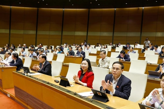 NA passes key laws, demands urgent air-quality improvements in Hanoi, HCM City
