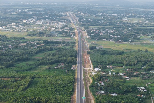 Cao tốc Quảng Ngãi - Hoài Nhơn trước ngày khánh thành