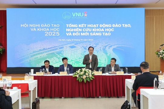 Đại học Quốc gia Hà Nội đồng hành cùng địa phương trong phát triển nguồn nhân lực và chuyển đổi số