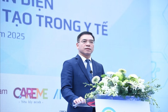 Đổi mới, ứng dụng công nghệ nhằm tiếp cận dịch vụ y tế toàn diện cho người dân