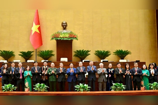 Vững bản lĩnh, tròn trách nhiệm, gần Nhân dân