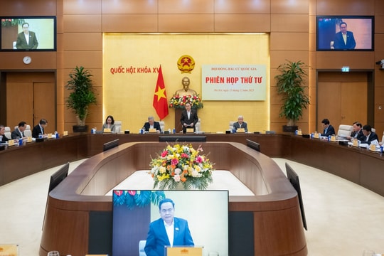 Chủ tịch Quốc hội Trần Thanh Mẫn chủ trì Phiên họp thứ tư của Hội đồng Bầu cử quốc gia