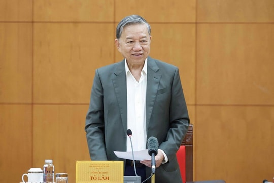 Tổng Bí thư Tô Lâm: Thực hiện chế độ, chính sách đối với người có công phải đầy đủ, kịp thời, tuyệt đối không đùn đẩy trách nhiệm gây chậm trễ