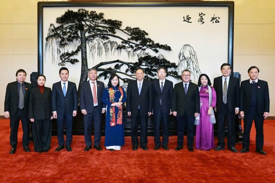 Đoàn công tác của Ủy ban Văn hóa và Xã hội thăm, làm việc tại Trung Quốc
