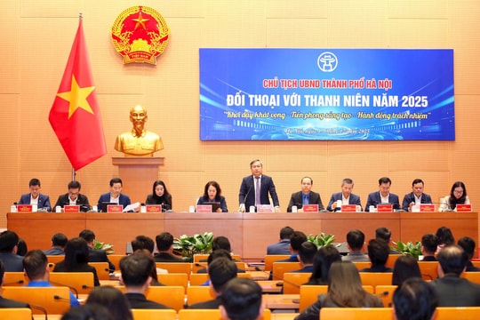 Chủ tịch UBND TP. Hà Nội Vũ Đại Thắng đối thoại với thanh niên Thủ đô