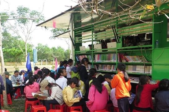 “Cánh tay nối dài” của thư viện truyền thống