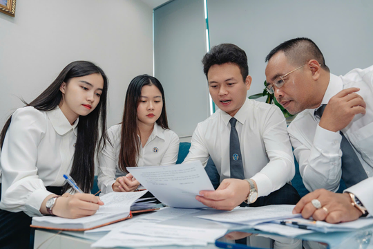Nâng cao chất lượng đội ngũ làm công tác hỗ trợ pháp lý