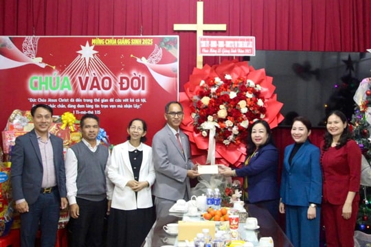 Đắk Lắk: Chủ tịch HĐND tỉnh thăm, chúc mừng các chi hội Tin lành nhân dịp Giáng sinh