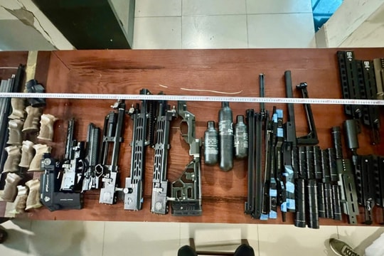 Quảng Trị: Phát hiện, bắt giữ 149 linh kiện, nghi là các bộ phận cơ bản của súng dùng để lắp ráp