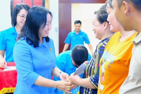 Công nhân Việt Nam tiên phong bước vào kỷ nguyên mới