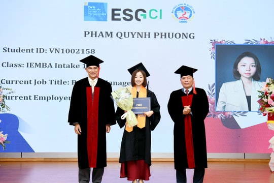 Đại học Kinh tế Quốc dân trao bằng tốt nghiệp cho 32 tân Thạc sĩ Điều hành Quản trị Kinh doanh Quốc tế PGSM 2025