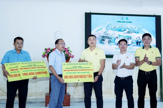 PVCFC hỗ trợ người dân Khánh Hòa khắc phục khó khăn sau mưa lũ