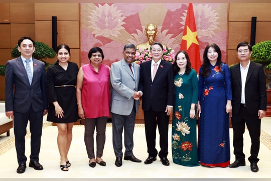 Phó Chủ tịch Quốc hội Nguyễn Đức Hải tiếp Tổng Bí thư Đảng cộng sản Sri Lanka