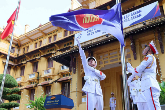 Giữ nhịp ASEAN trong thế giới biến động