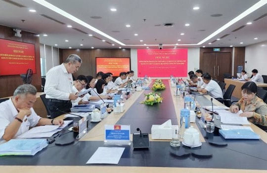 Đảng bộ EVNHCMC nâng cao công tác xây dựng, chỉnh đốn Đảng và hệ thống chính trị