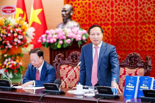 Chuyển mạnh từ "Quốc hội tham luận" sang "Quốc hội tranh luận"