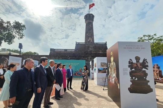 Exhibition highlights vitality of Vietnamese cultural heritage