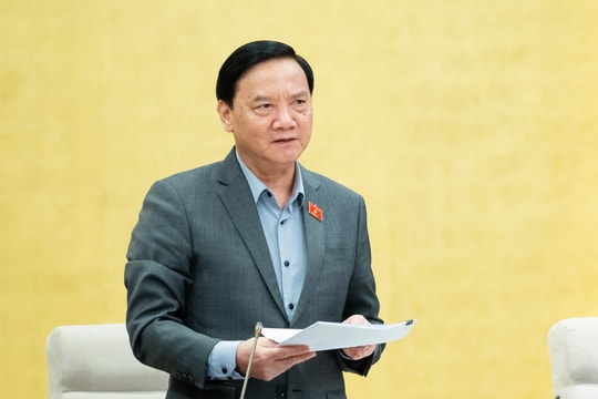 Xem xét, thông qua 2 Nghị quyết của Ủy ban Thường vụ Quốc hội về tiêu chuẩn đơn vị hành chính và phân loại đô thị