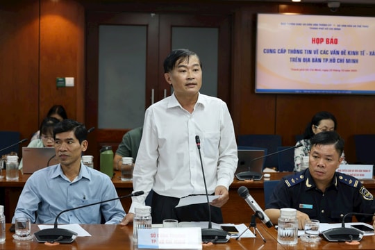 TP. Hồ Chí Minh thông tin việc hơn 500 xe buýt có nguy cơ ngừng hoạt động
