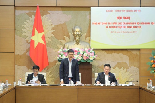 Phó Chủ tịch Quốc hội Vũ Hồng Thanh dự Hội nghị tổng kết công tác năm 2025 của Đảng bộ, Thường trực Hội đồng Dân tộc