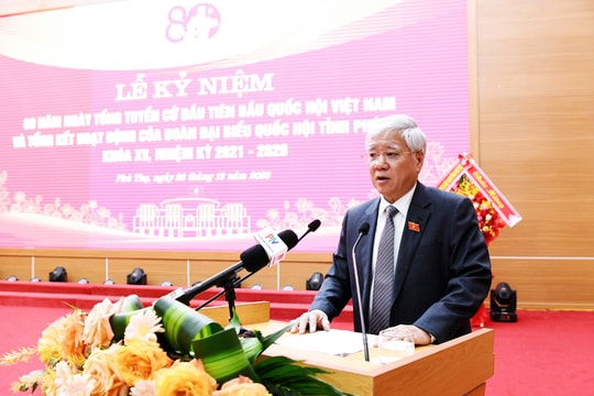 Phó Chủ tịch Thường trực Quốc hội Đỗ Văn Chiến: Đoàn ĐBQH tỉnh Phú Thọ Khóa XV là một tập thể mạnh, thể hiện được trí tuệ, bản lĩnh và tư duy đổi mới