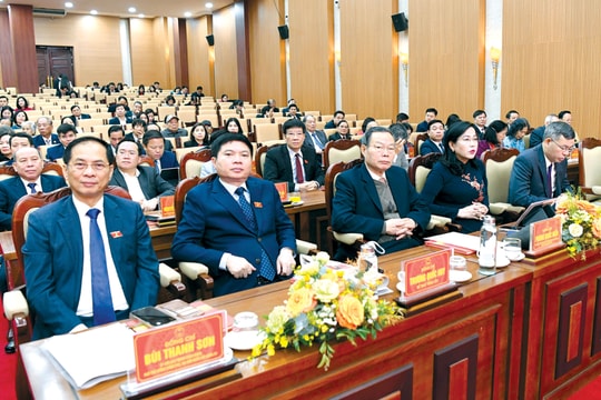Kiên trì theo đuổi đến cùng kiến nghị giám sát