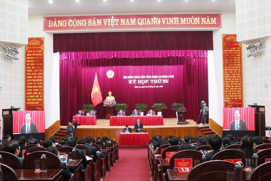 Từ nghị trường đến đột phá khoa học, công nghệ và chuyển đổi số